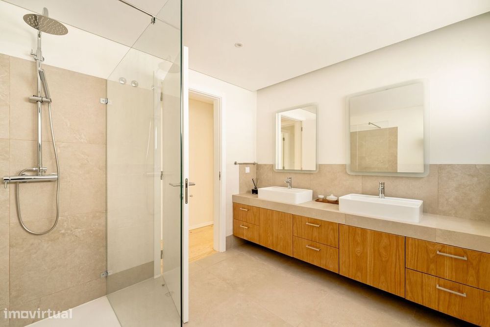 Apartamento T3 com jardim, Amoreira, Cascais