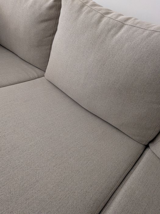 Sofá com chaise longe