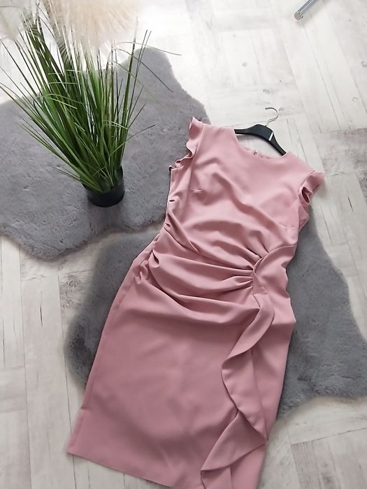 Sukienka pudrowy róż rozm 42