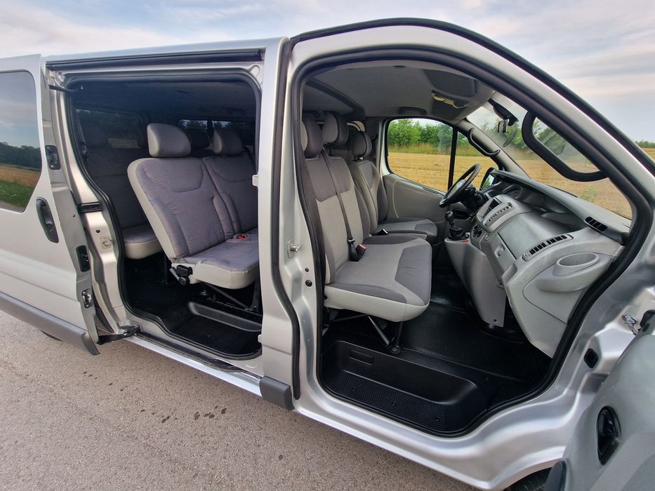 Renault Trafic Vivaro Long L2H1 2.5 CDI.9 osobowy.Polecam