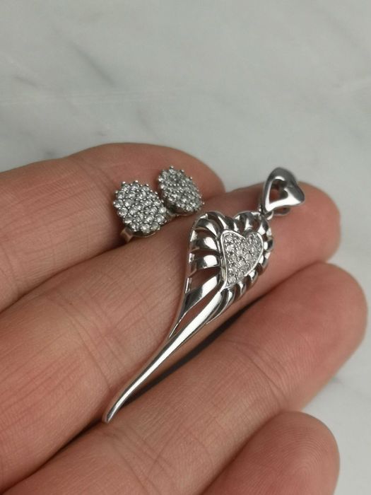 zawieszka i kolczyki z cyrkoniami