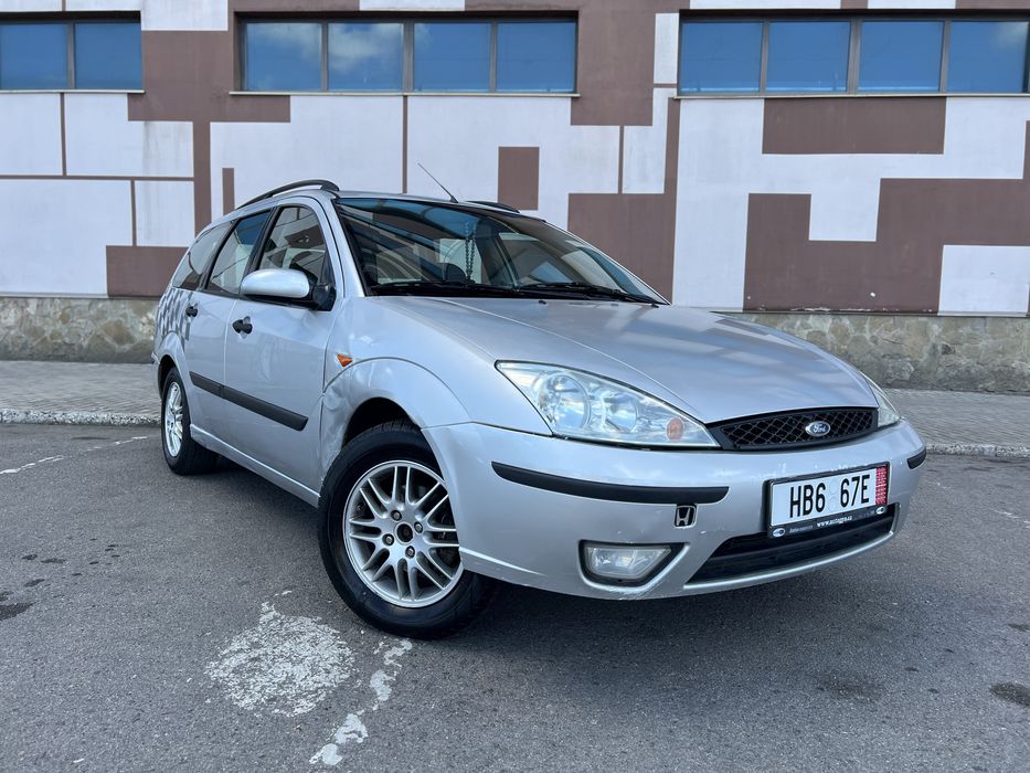 Ford Focus 1.6 бензин | Механіка | 2003 рік — Робочий та практичний універсал