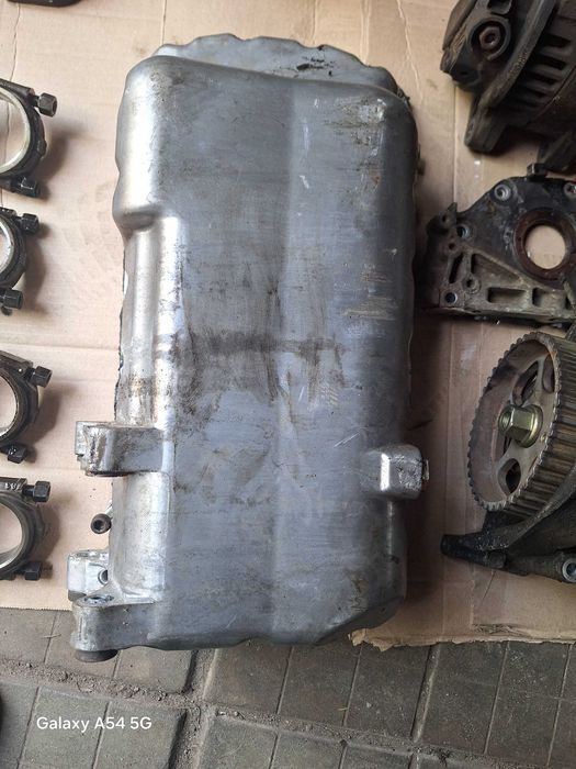 Поддон масляный насос Peugeot Partner Citroën Berlingo 2.0HDI RHY