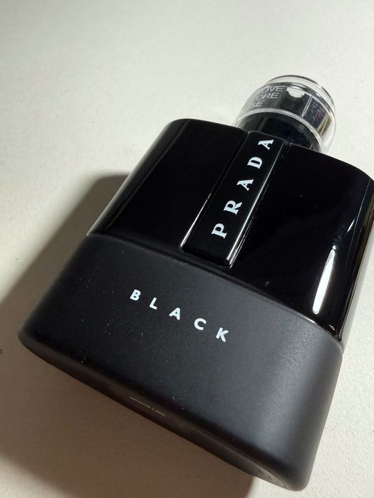 Perfum Prada black luna rosa rossa