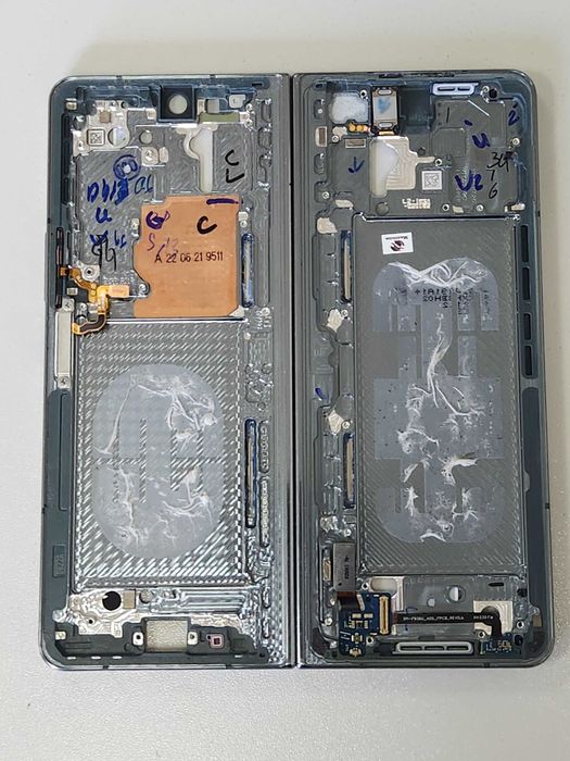 Ремонт дисплеїв механізмів Samsung Fold 2-7, Flip 2-7
