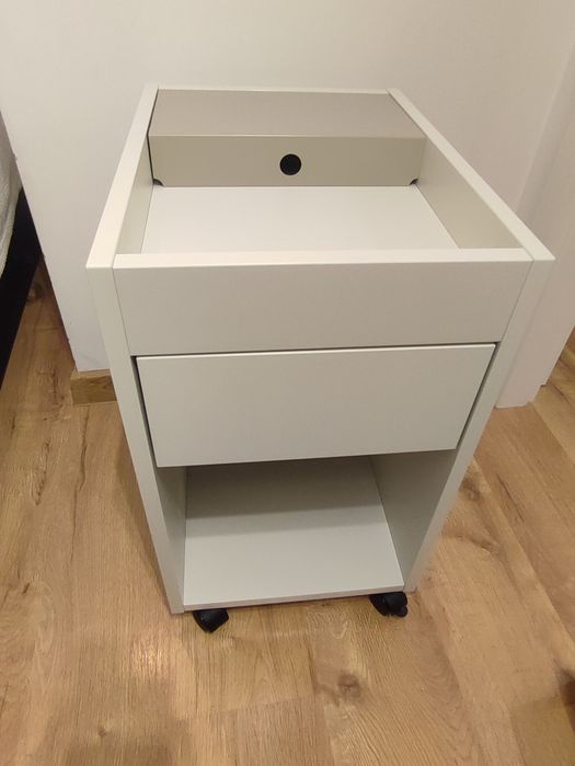 Komoda pod biurko lub nocna szafka na kółkach Ikea Tonstad biała 35 sz