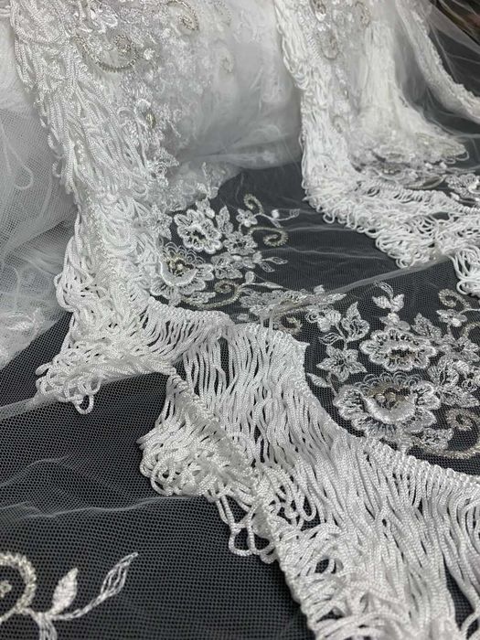 Koronka srebrna tiul haftowany 13,5m Suknie Ślubne materiał do szycia