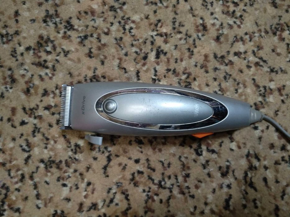 Машинка для стрижки волосся Vitek VT-1365 SR