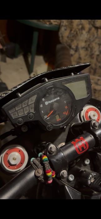 Husqvarna nuda900r 2013 року