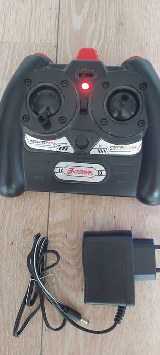 helikopter latający zdalnie aeroquest