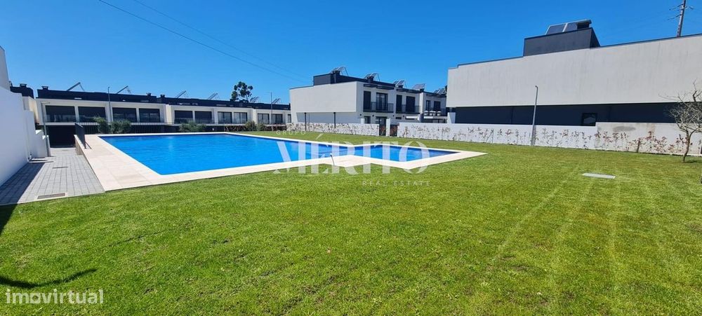Moradias Geminadas T4 em Marinhas, Esposende – Condomínio Fechado com