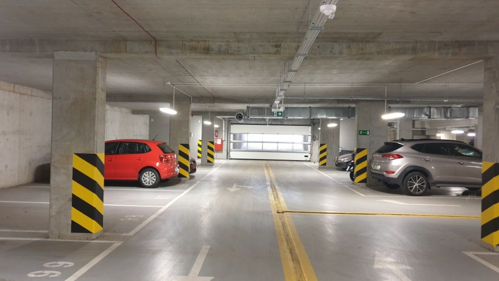 Noclegi Kraków Luksusowy Klimatyzowany Apartament z tarasem i parking.