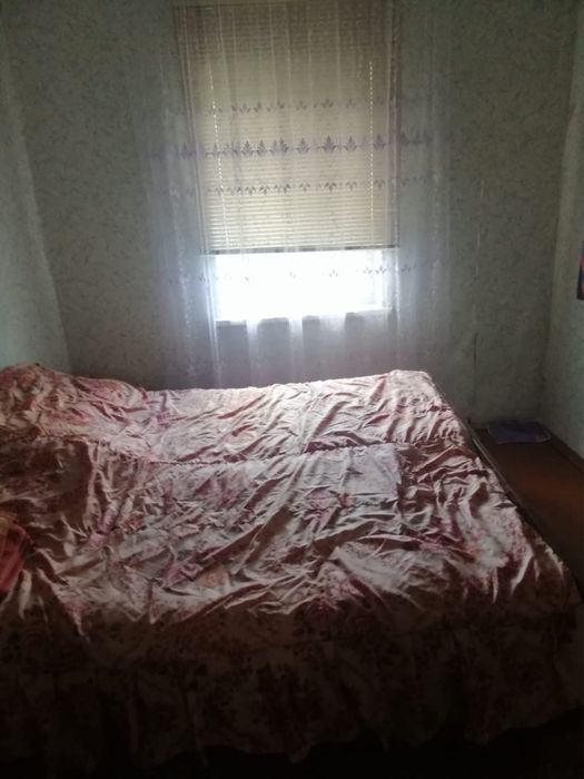 Продається дачна ділянка з будинком