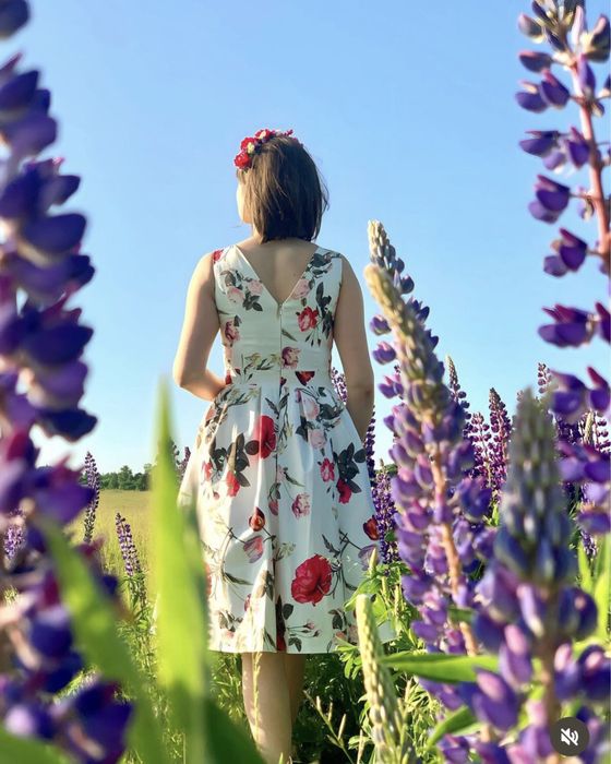 Сукня/ плаття/ сукня з квітковим принтом