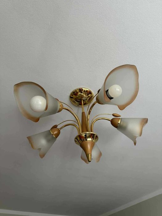 ZESTAW opraw- żyrandol i kinkiet