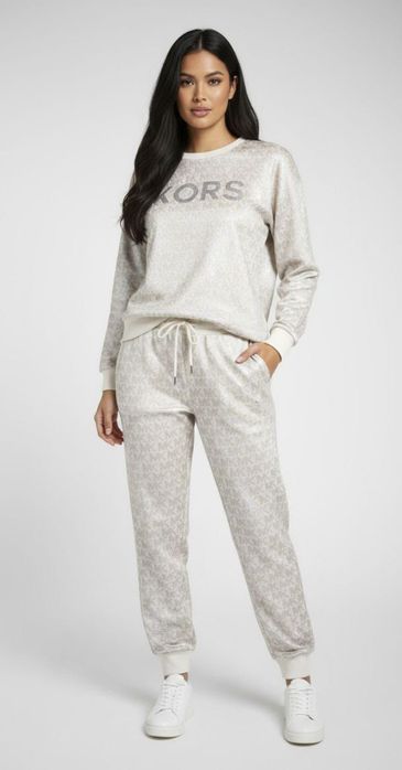 Venda de roupa e tablets