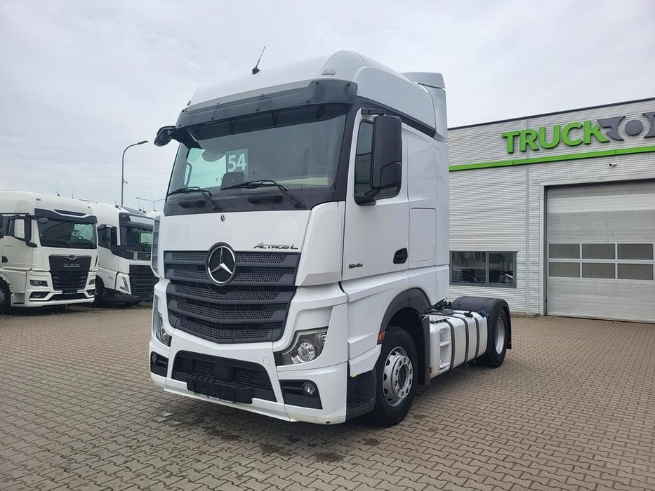 Mercedes-Benz Actros 1845