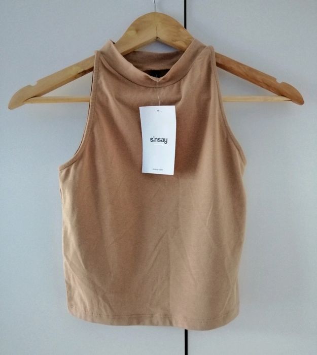 Kamelowy krótki top crop top S Sinsay
