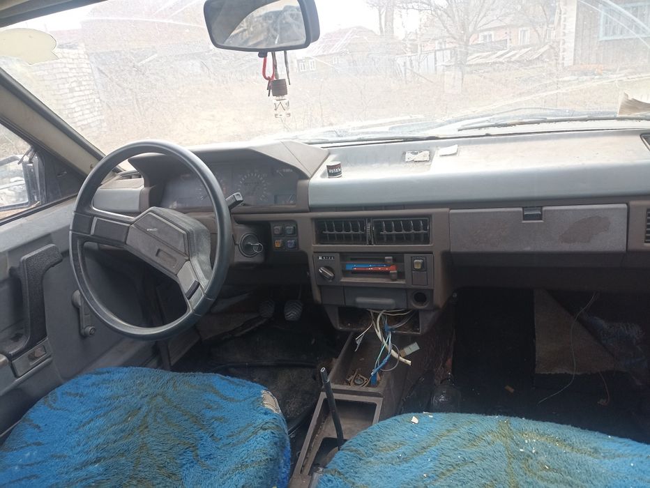Москвіч 2141 малий пробіг обмін  можливо по деталям