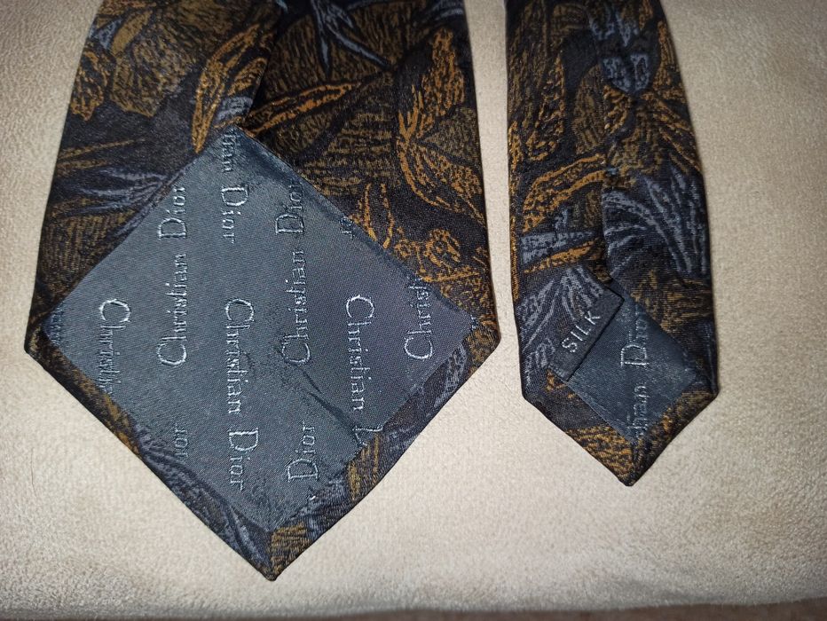 Чоловіча краватка Christian Dior.