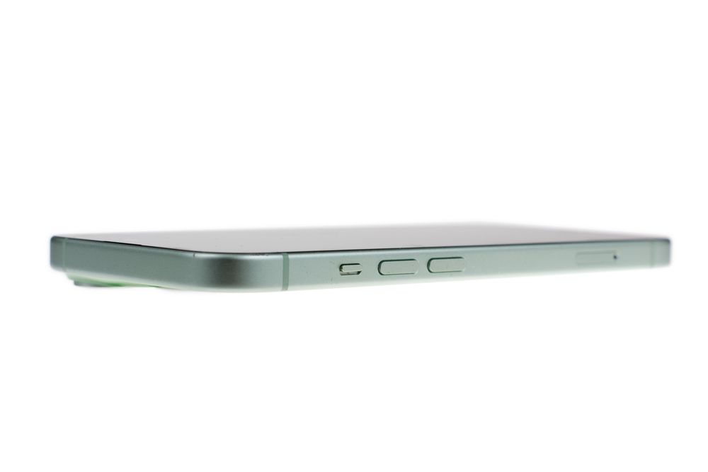 Używany iPhone 15 128GB zielony Stan BDB bateria 100% Sklep Gdynia Główna