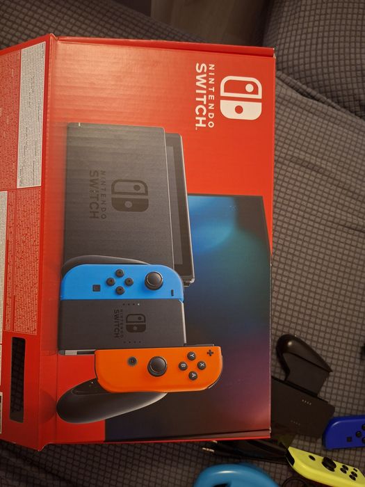 Konsola Nintendo Switch i akcesoria