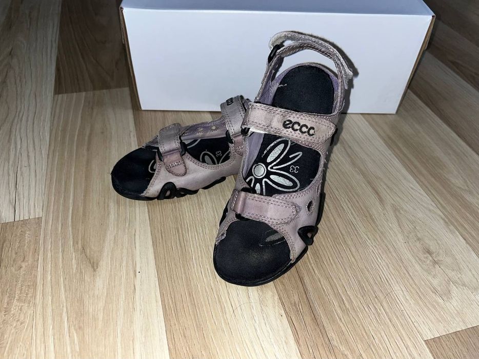 Босоножки ecco 33