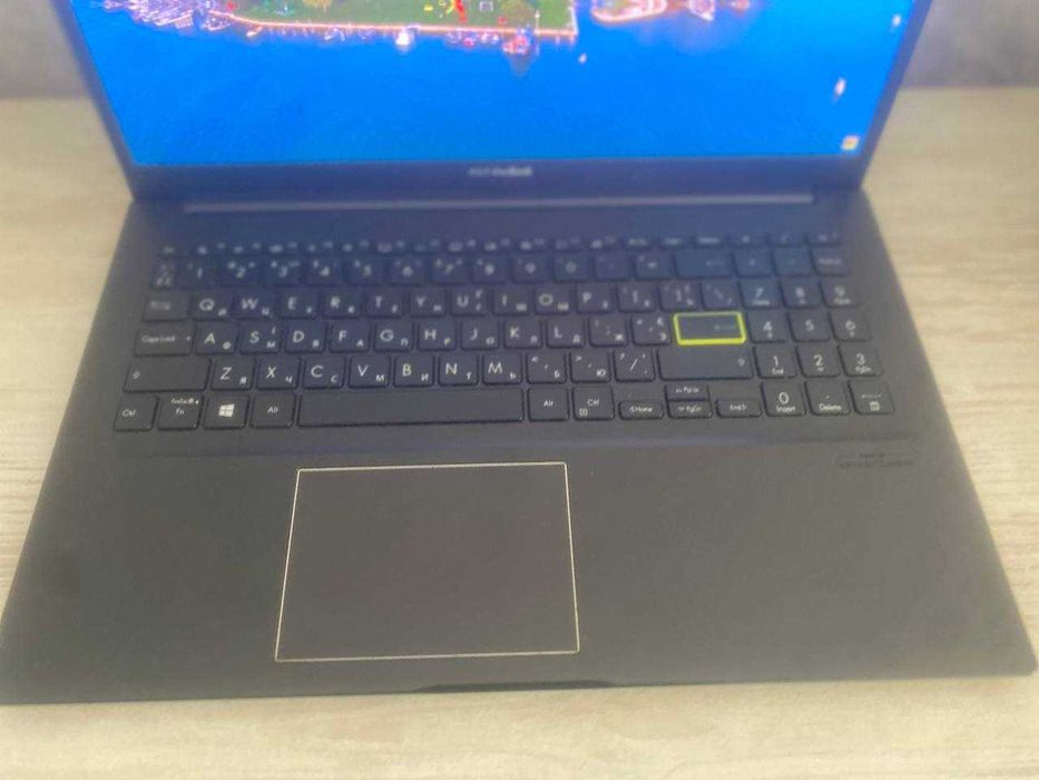 Ноутбук Asus Vivobook 15 OLED K513/i3-1115G4/MX 330/256gb/8 gb озу