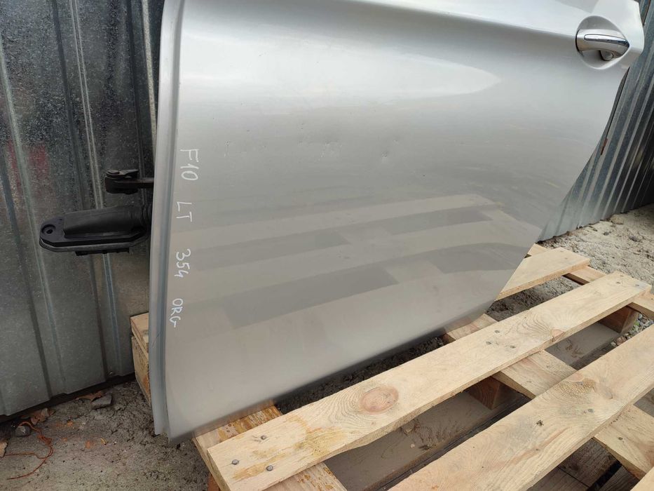BMW F10 drzwi lewy tył Titansilver 356