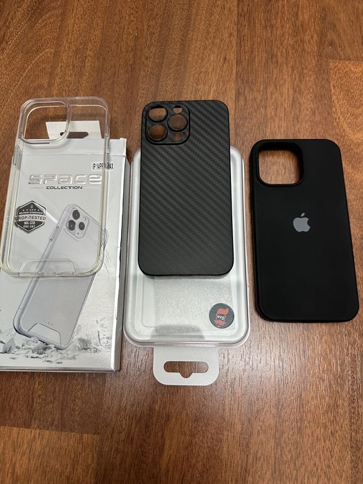 Продаю новые чехлы на айфон 14 Про мах