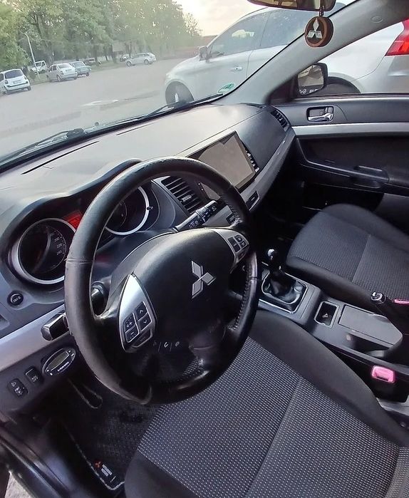 Mitsubishi Lancer 2009 X - покоління