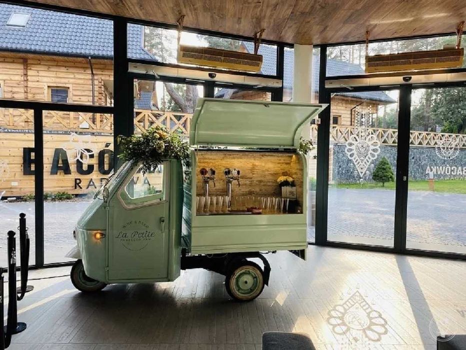 La Petite Van Piaggio Ape – mobilny bar na ślub | Włoski styl