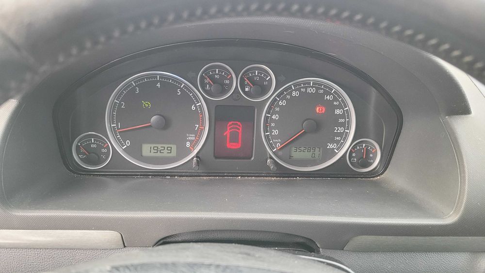 Volkswagen Sharan 1,8T+GAZ