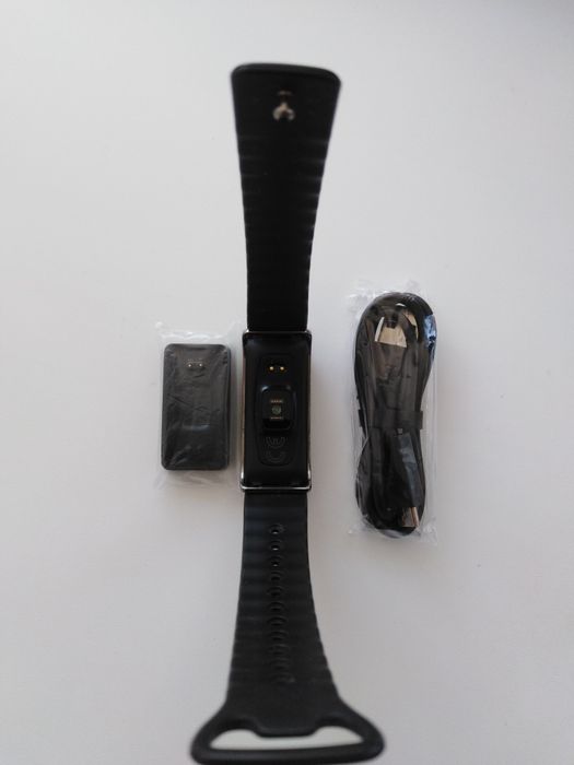 Продам фітнес-браслет Huawei.