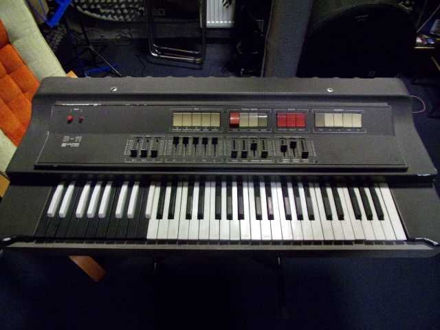 Organy UNITRA B-11 1985r. sprawne