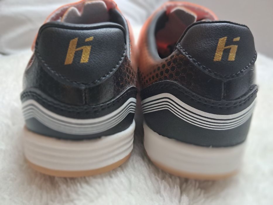 Buty halówki Huari - jak nowe !
