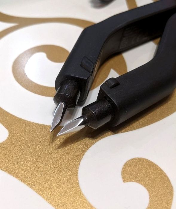 Заточенные щипцы для микронаращивания волос Loof L-601