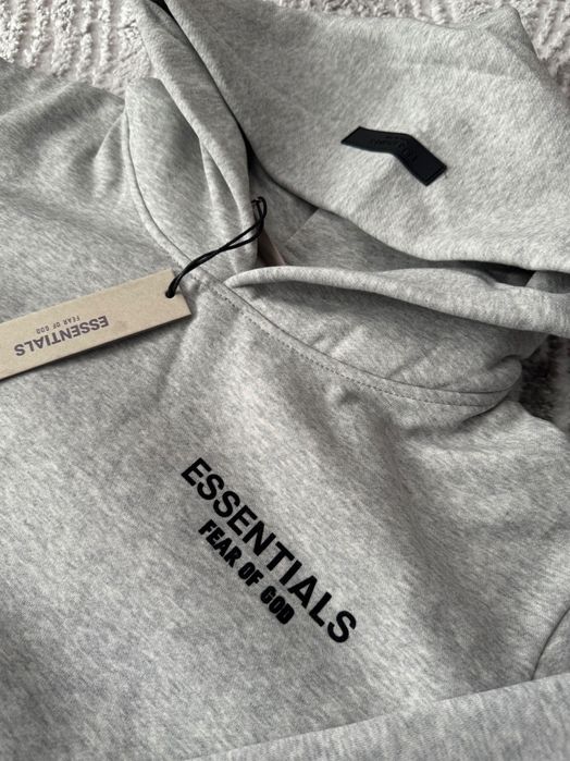 Кофта Essentials