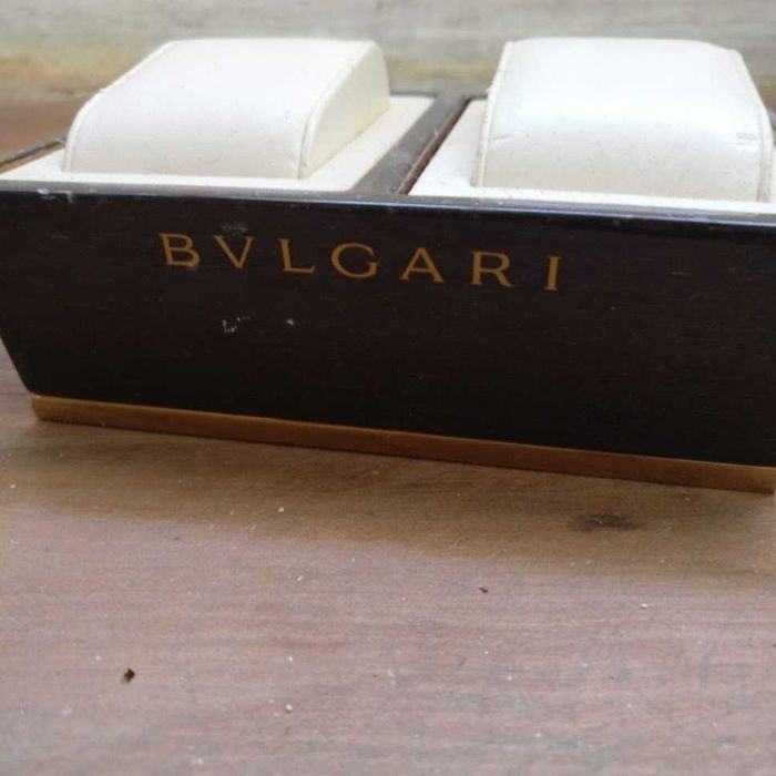 Vendo conjunto de expositores de relógios Montblanc e Bulgari