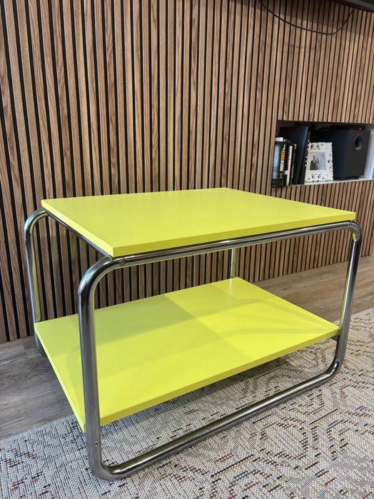 Mesa ikea amarelo-lima detalhe metal