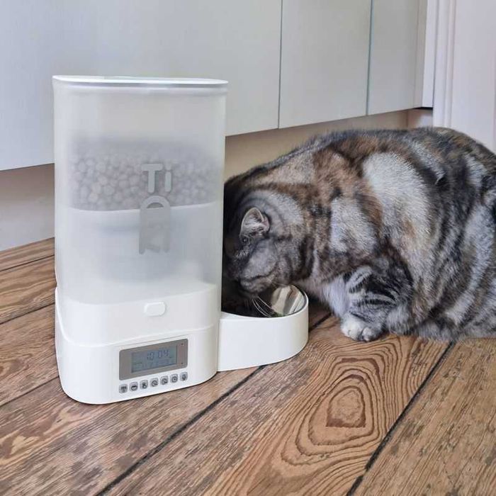 TIAKI automat na karmę 3l.