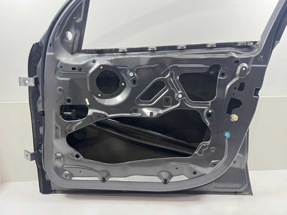 Дверь BMW X5 F15 F16 дверька передняя БМВ Х5 Ф15 Ф16 двери задняя A52