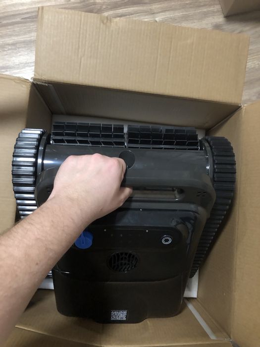 Robot sprzatajacy czyszczacy basenowy pool cleaner y50s