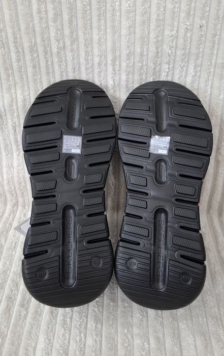 Nowe Skechers Arch Fit Go Foam