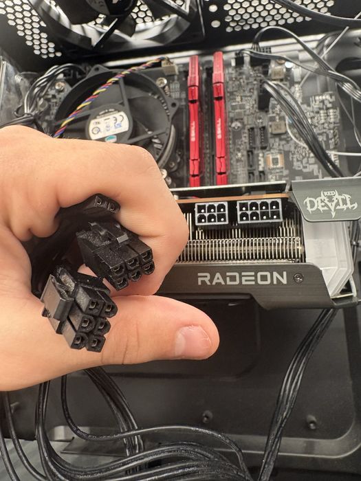 TROCO RED DEVIL RX6600XT482693186553784322