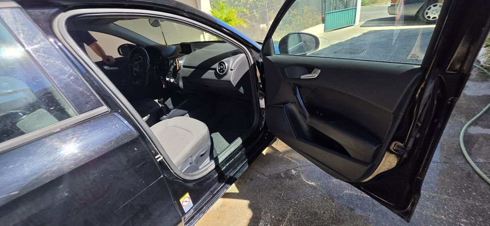 Audi A1 1.6Tdi 90cavalos