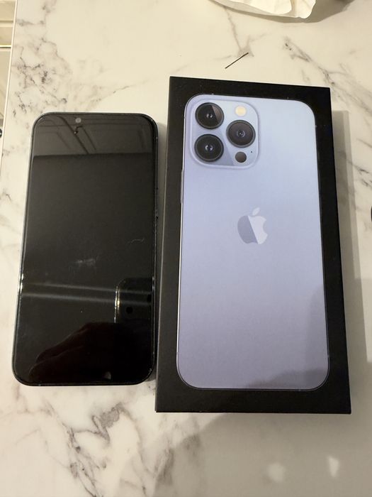 Iphone 13 pro sierra blue