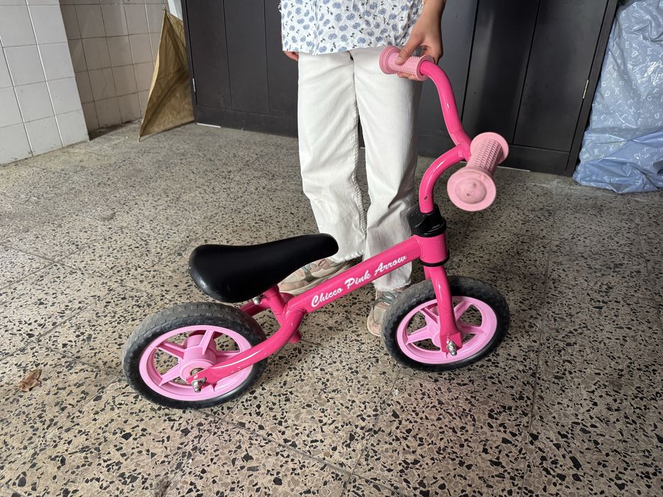 Bicicleta de Aprendizagem Rosa Sem Pedais