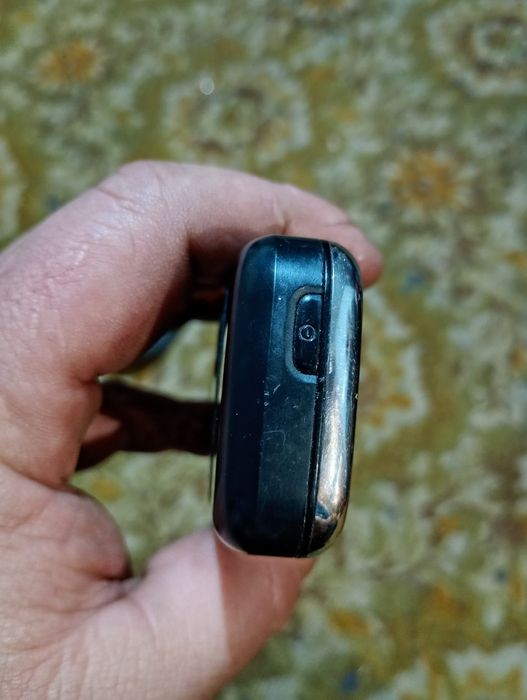 NOKIA     6233    в ремонте не была все отлично работает