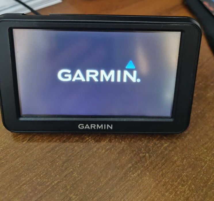 продам GPS навігатор Garmin nuvi 40 + MicroSD 8Gb